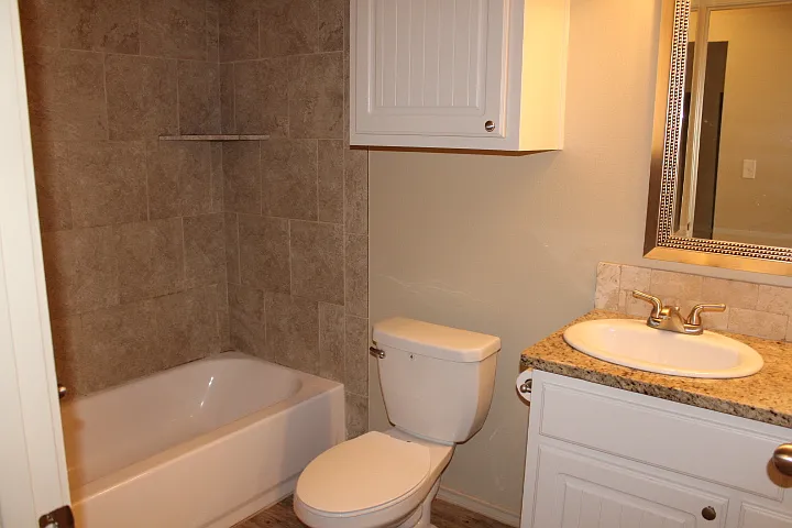 1607 Avenue Y — Photo 11