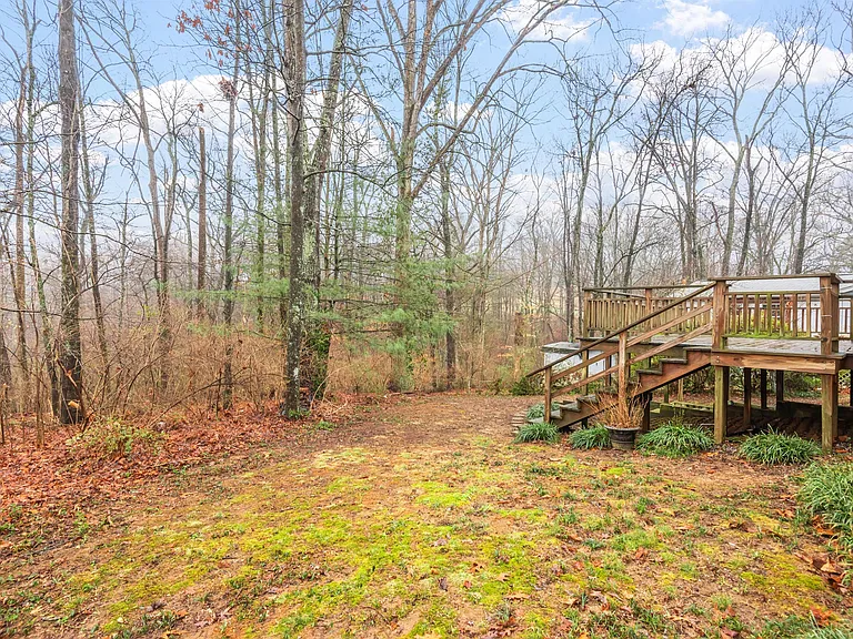 5126 Middle Ridge Ln — Photo 23