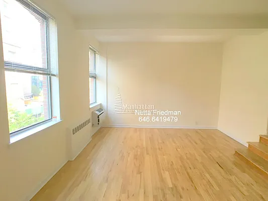 Rented by Manhattan Connection | media 29