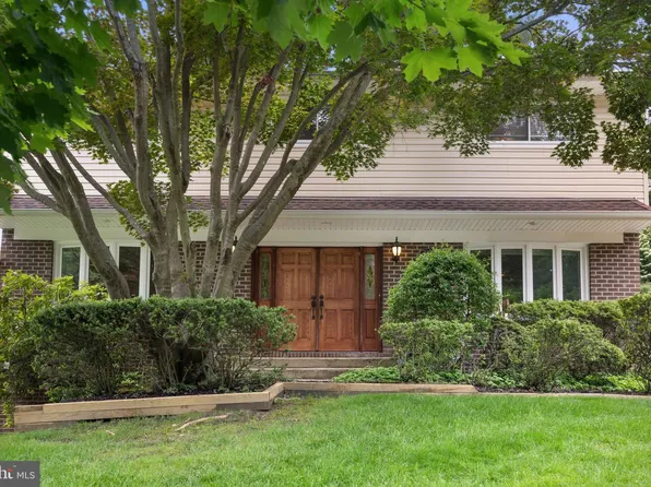7214 Verbena Rd, Baltimore, MD 21209