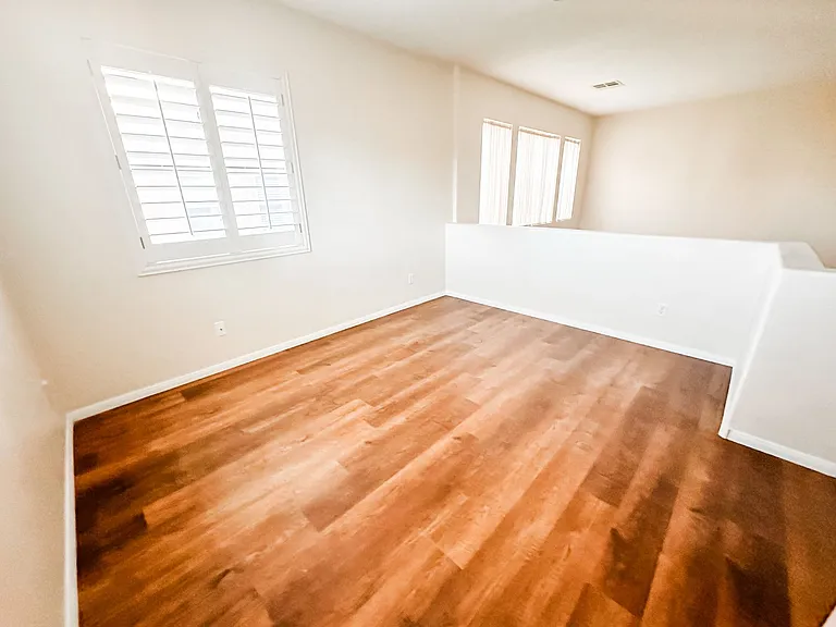 11245 Newbury Hills Ave — Photo 17