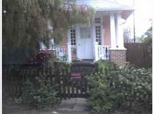 1038 Cambronne St, New Orleans, LA 70118