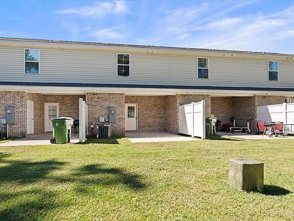 2nd image of 3552 Texas Rd #K