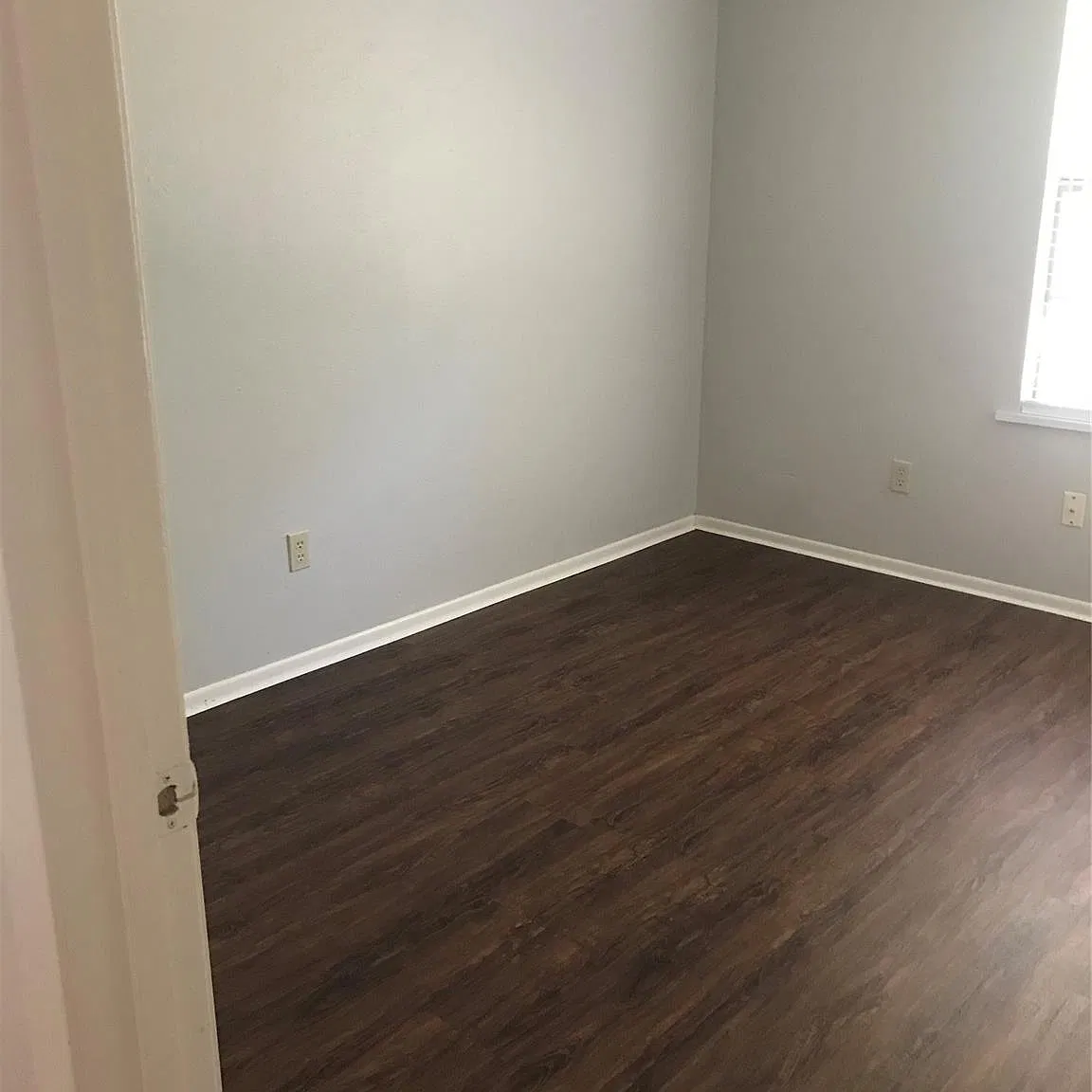 3 bed, 1.5 bath, 1163 sqft, $1,275 — Photo 3