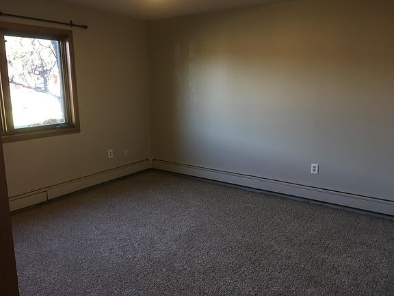 5th image of 2726 S 26th St APT 3