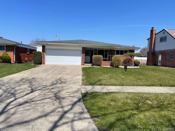 12219 Corvair Dr, Sterling Heights, MI 48312