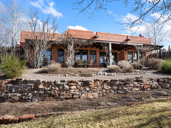 6 Paseo Del Antilope, Santa Fe, NM 87506