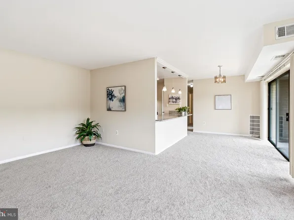 12205 Academy Way #199-15, Rockville, MD 20852