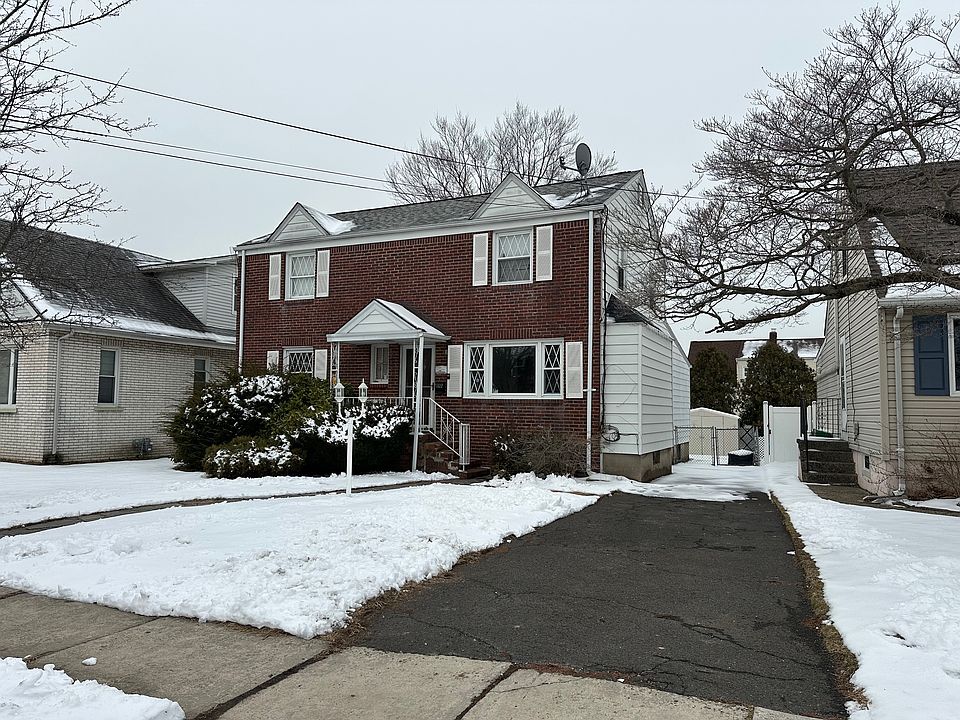 1st image of 57 1st St #1