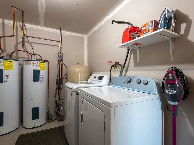 Laundry Room Cabinet