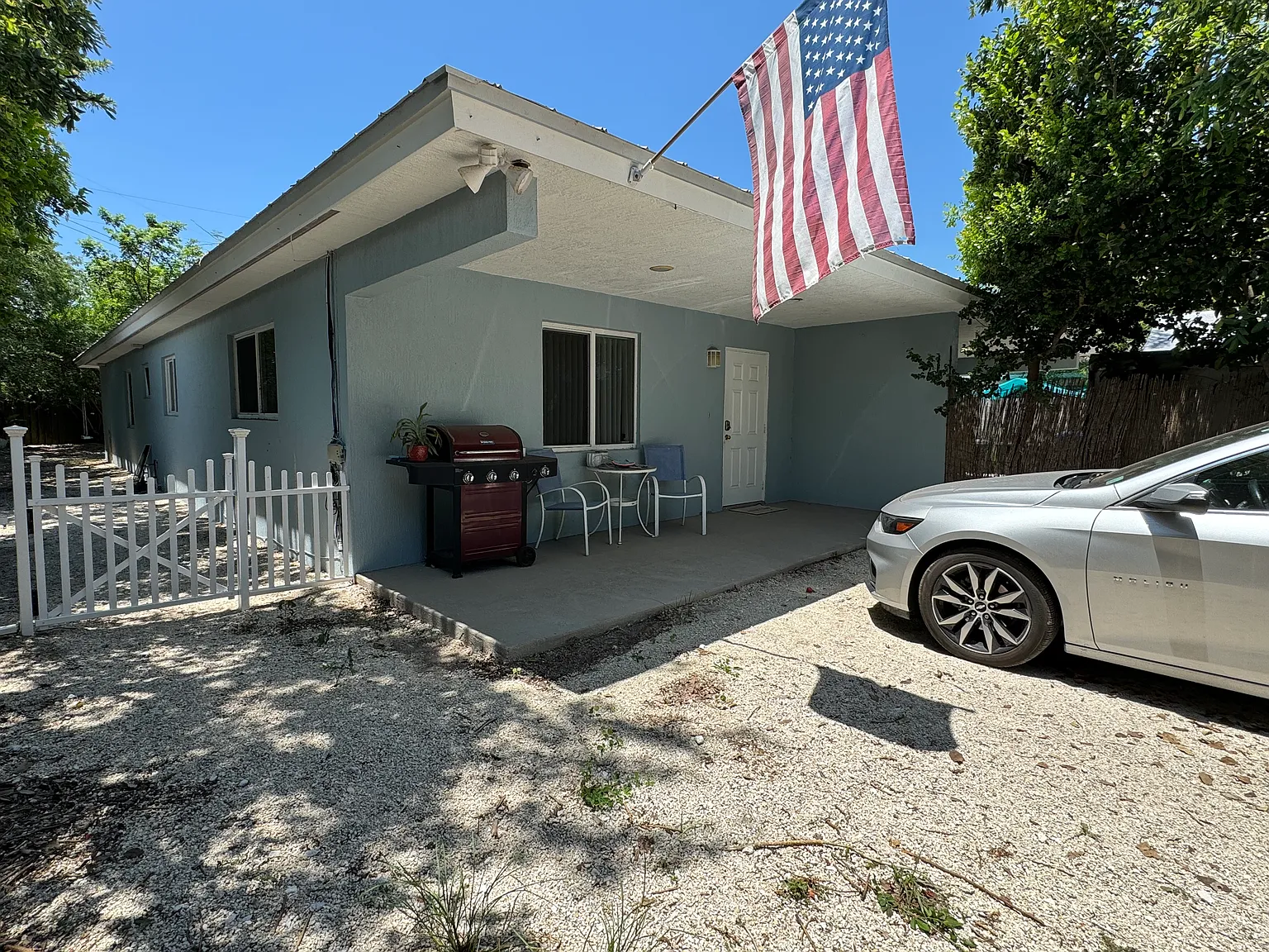 121 Casa Court Dr — Photo 1