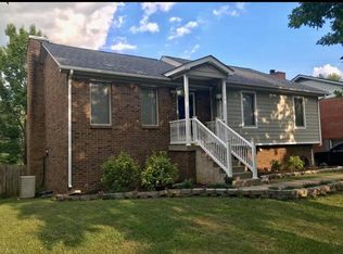 1848 Farmview Dr, Lexington, KY 40515