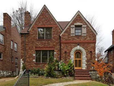 815 N Jackson Ave, Saint Louis, MO, 63130