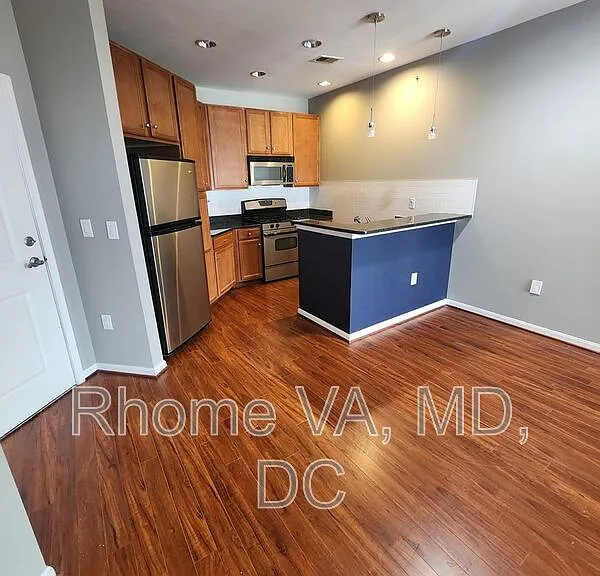 2655 Prosperity Ave #432 — Photo 2
