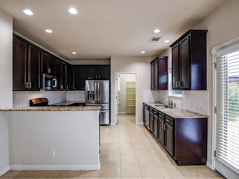 11508 Running Brush Ln — Photo 9