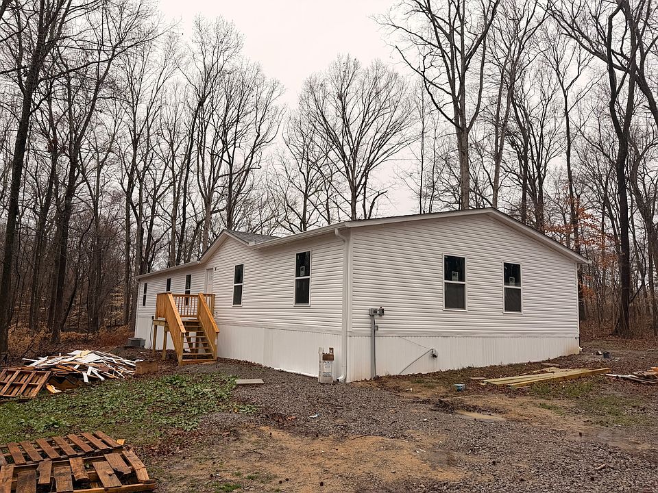 1st image of 2904 Gause Rd