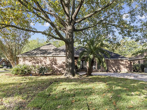 5th image of 4303 Woodbridge Dr