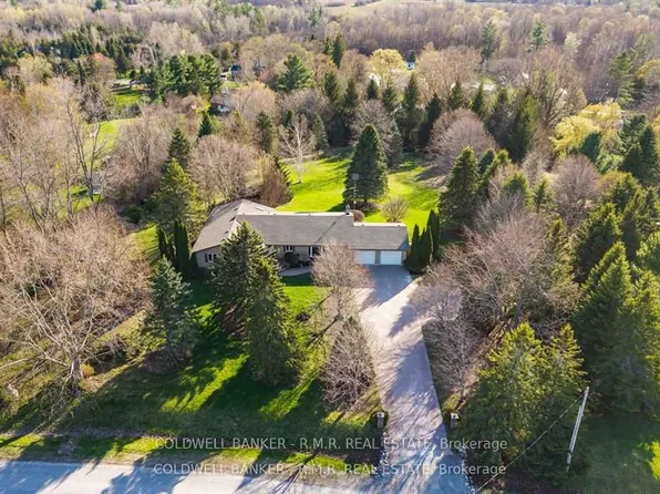 21 Skye Valley Dr, Hamilton, ON K9A 0Y9