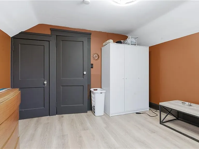 44 Holburn Ave — Photo 19