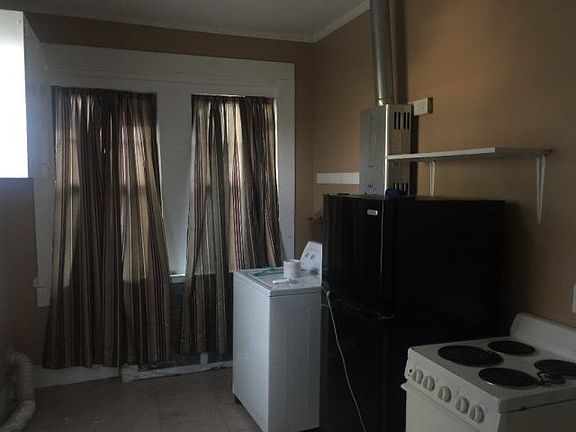 5th image of 615 Dabney St