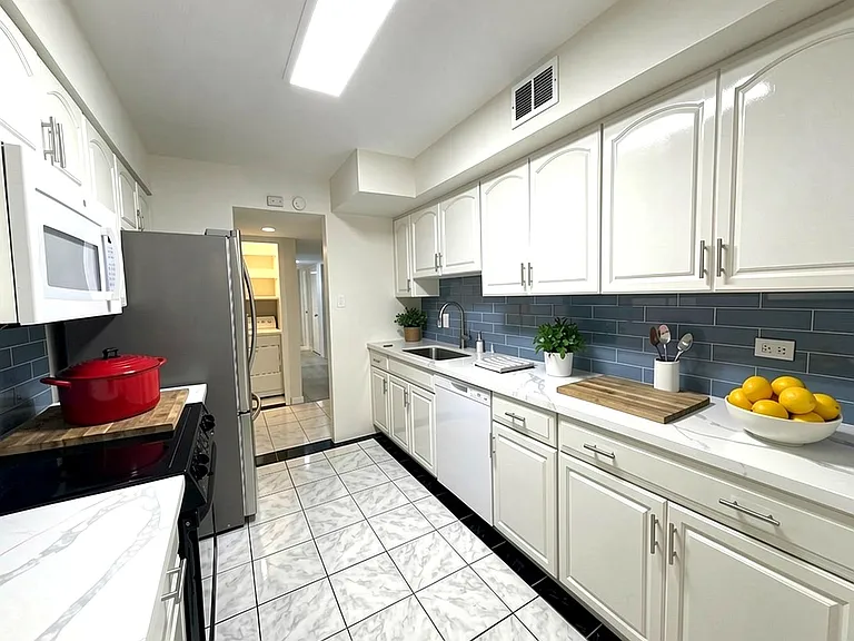 Digitally staged kitchen.