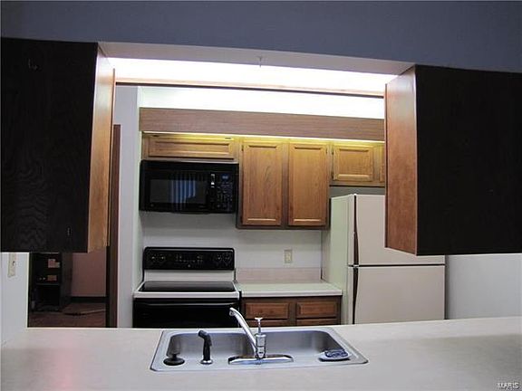 4th image of 4329 Sunridge Dr APT B