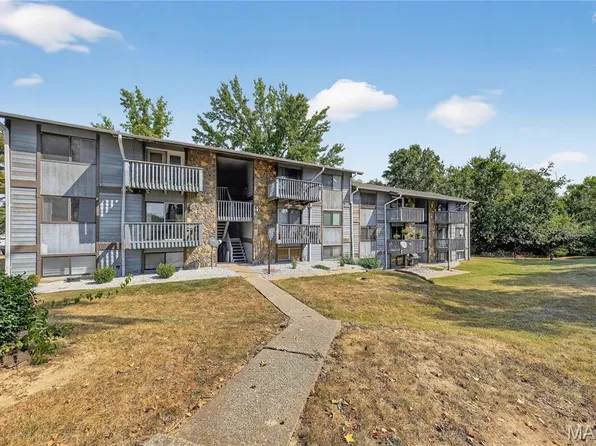 1712 Gascony Parc Dr #1712, Lake Saint Louis, MO 63367