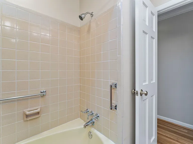 5002 Wenruth Pl — Photo 33