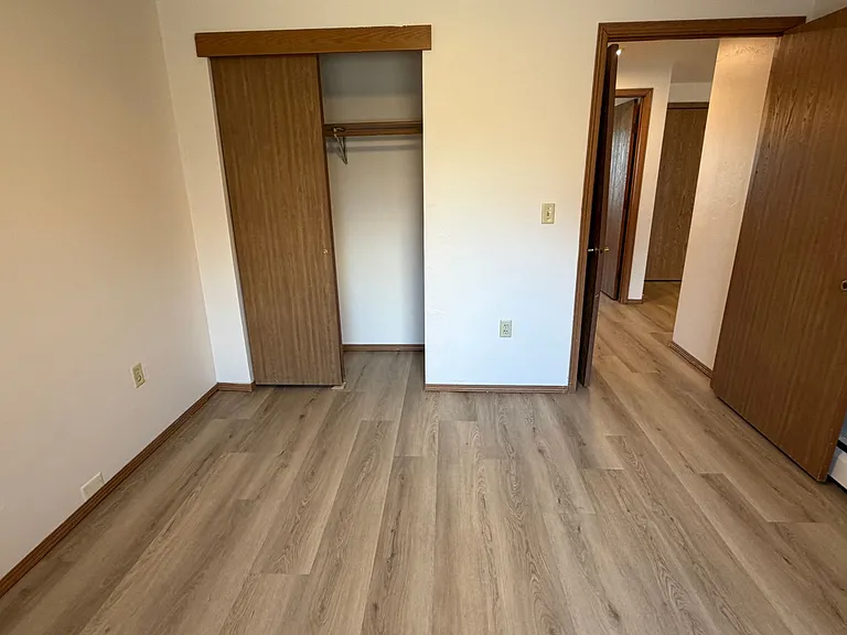 2717 Humboldt Rd — Photo 31