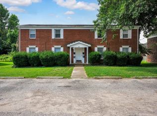 625 Village Ln #D, Newburgh, IN