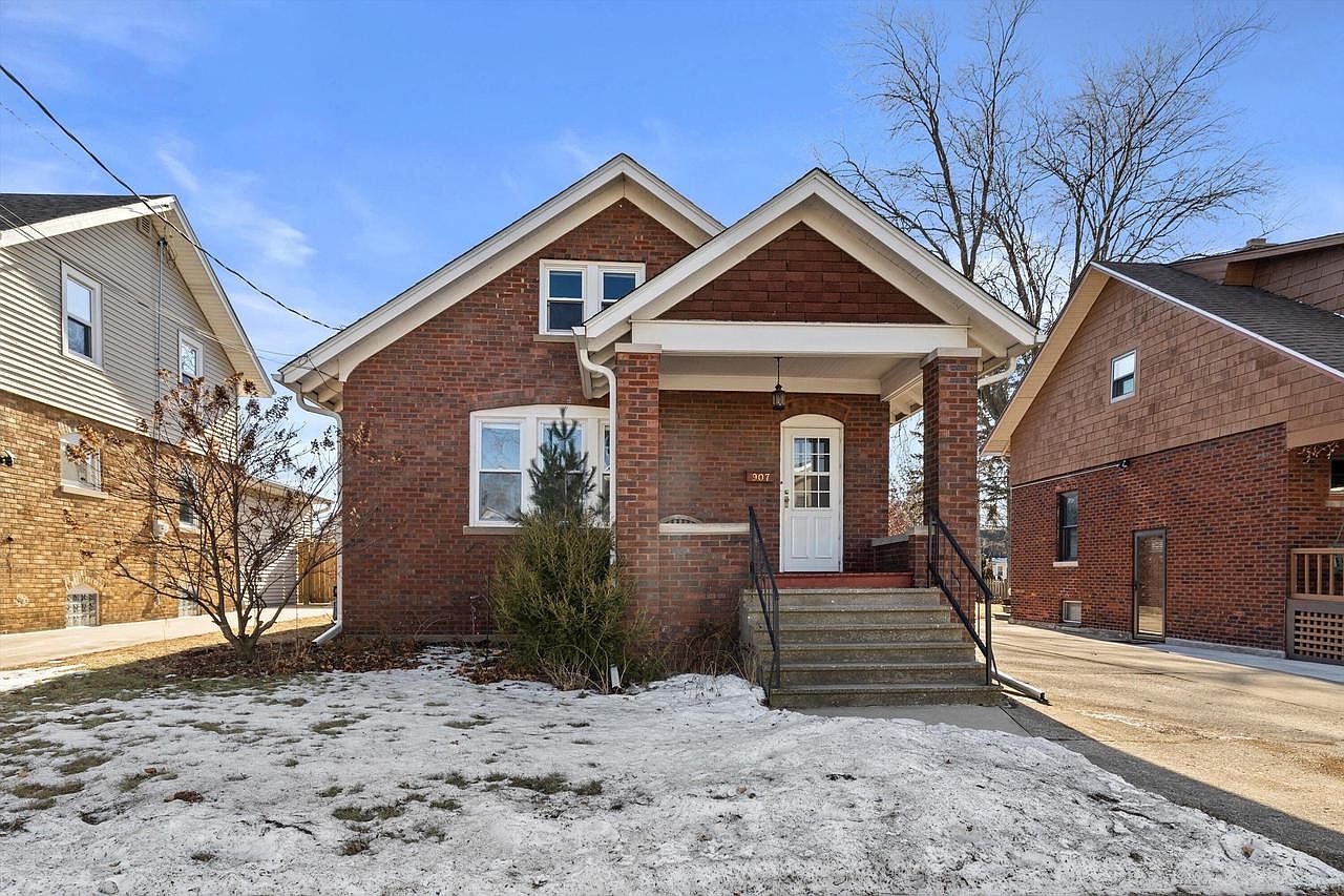 907 74th STREET, Kenosha, WI 53143 | Zillow