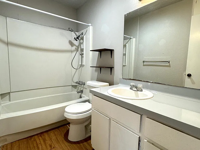 2116 Gaston Place Dr #B — Photo 12