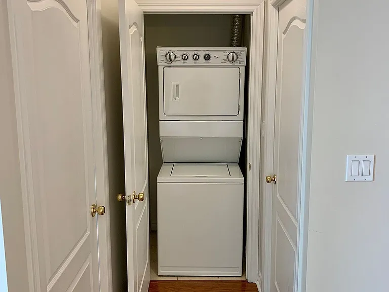 88 Promenade Cir #303 — Photo 12