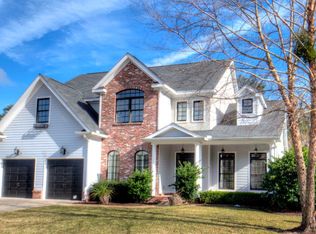 157 Country Club Dr, Saint Simons Island, GA 31522