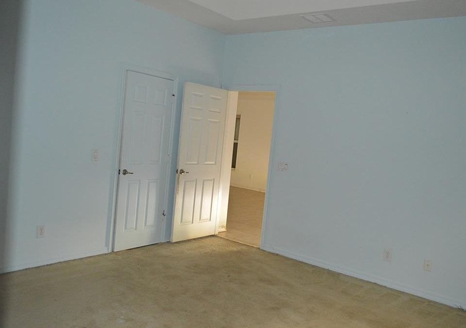 2nd image of 1650 16th Ct SW