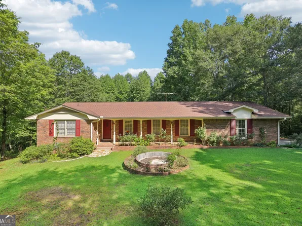 112 Pinecrest Cir, Dallas, GA 30132