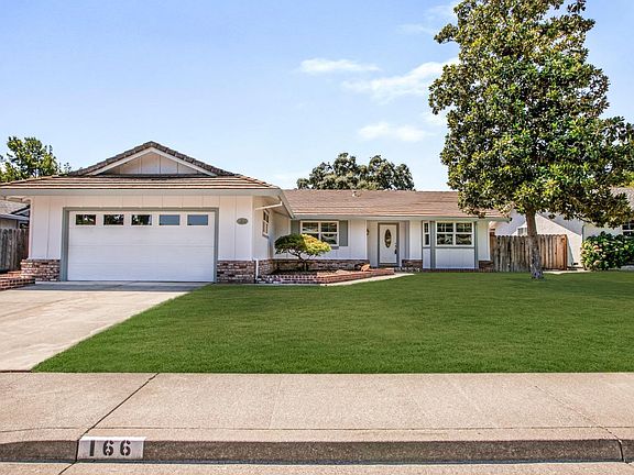 2nd image of 166 Salinas Dr