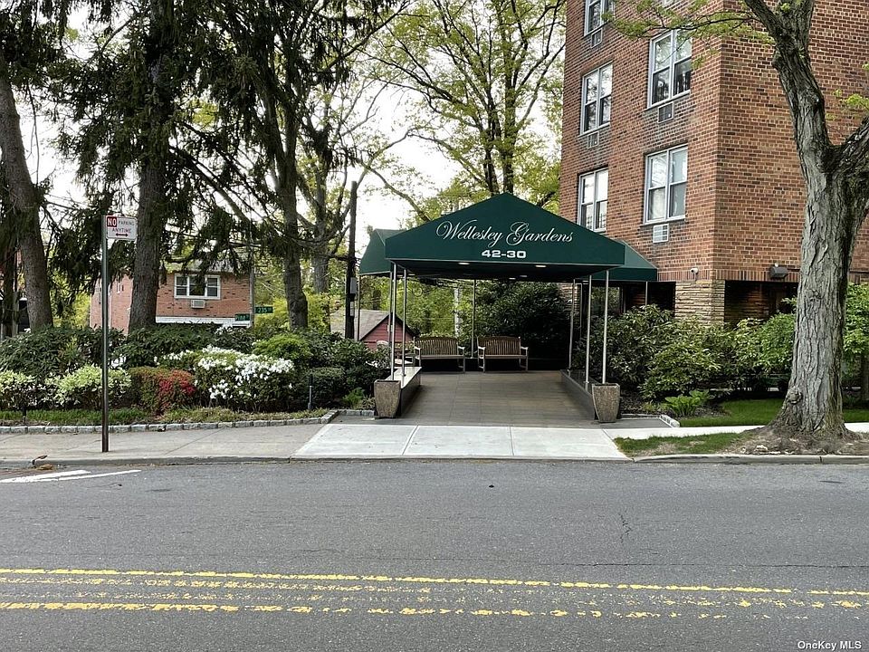4230 Douglaston Pkwy APT 7H, Flushing, NY 11363 MLS 3475384 Zillow