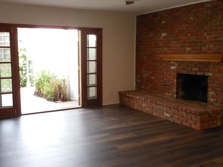 8340 Chase Ave — Photo 11