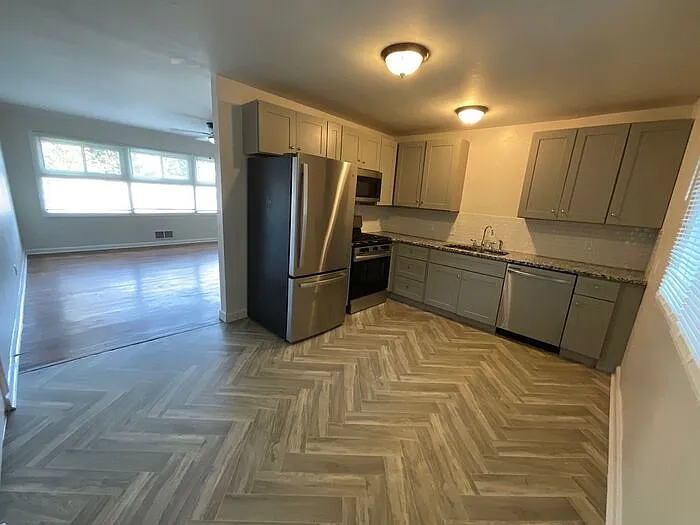 3011 Horse Shoe Dr — Photo 5
