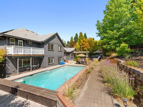 3991 Haven Court, Sebastopol, CA 95472