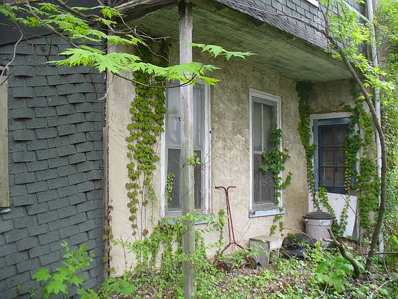 Exterior Side