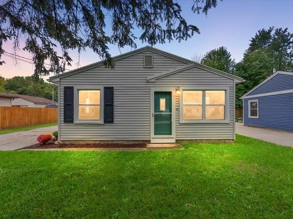 134 Wavell St SE, Grand Rapids, MI 49548