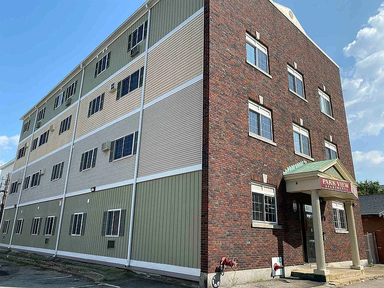 261 Pine St #35 — Photo 9