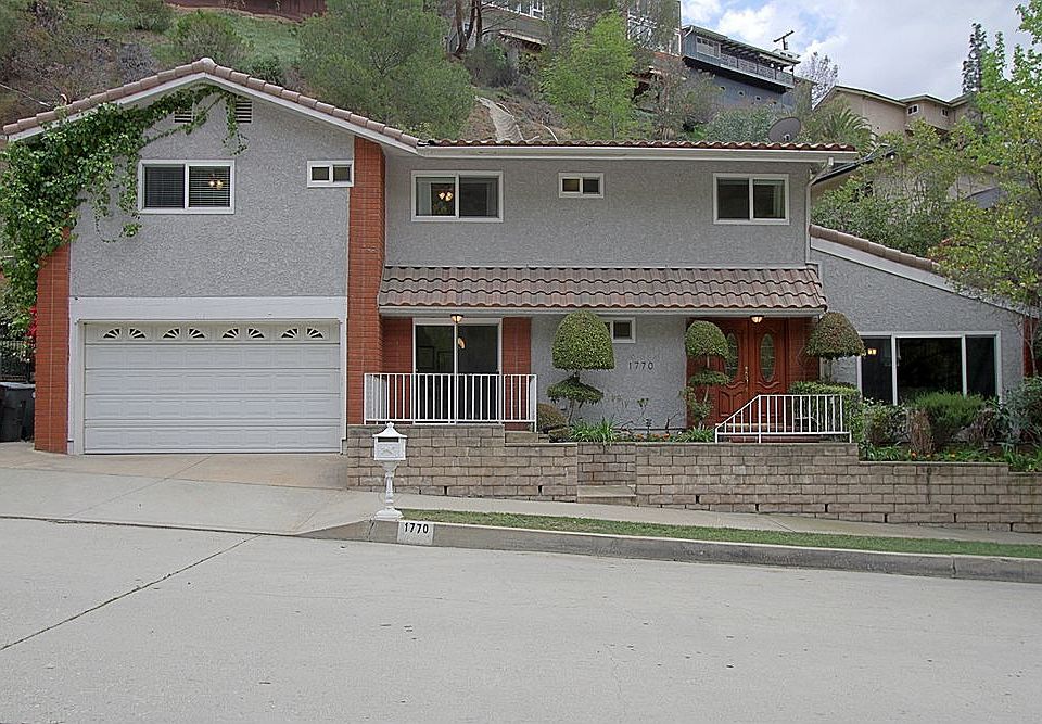 1st image of 1770 Hillcrest Ave
