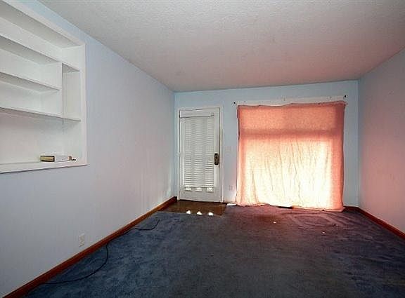 2nd image of 4096 Kenwood Dr