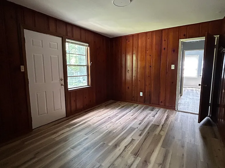 Reed Ave — Photo 8