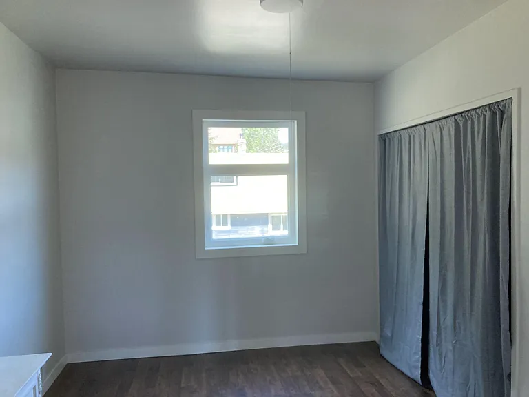 408 S 1st St — Photo 14
