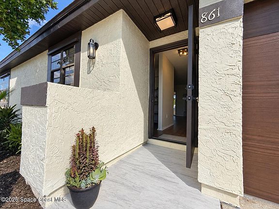 3rd image of 861 Taluga Ave SE