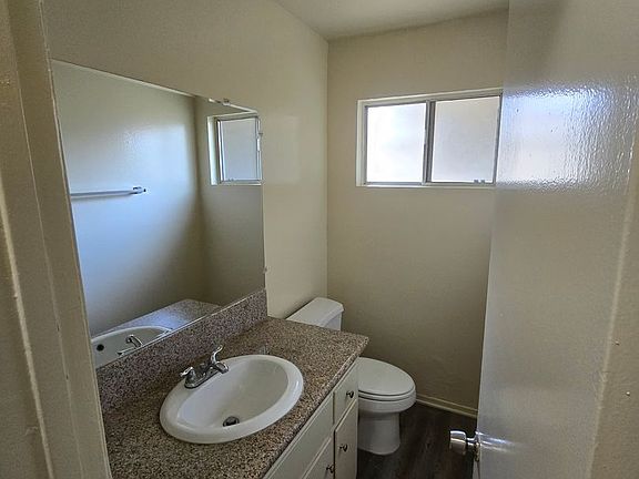 5th image of 2672 Milton Ave APT D
